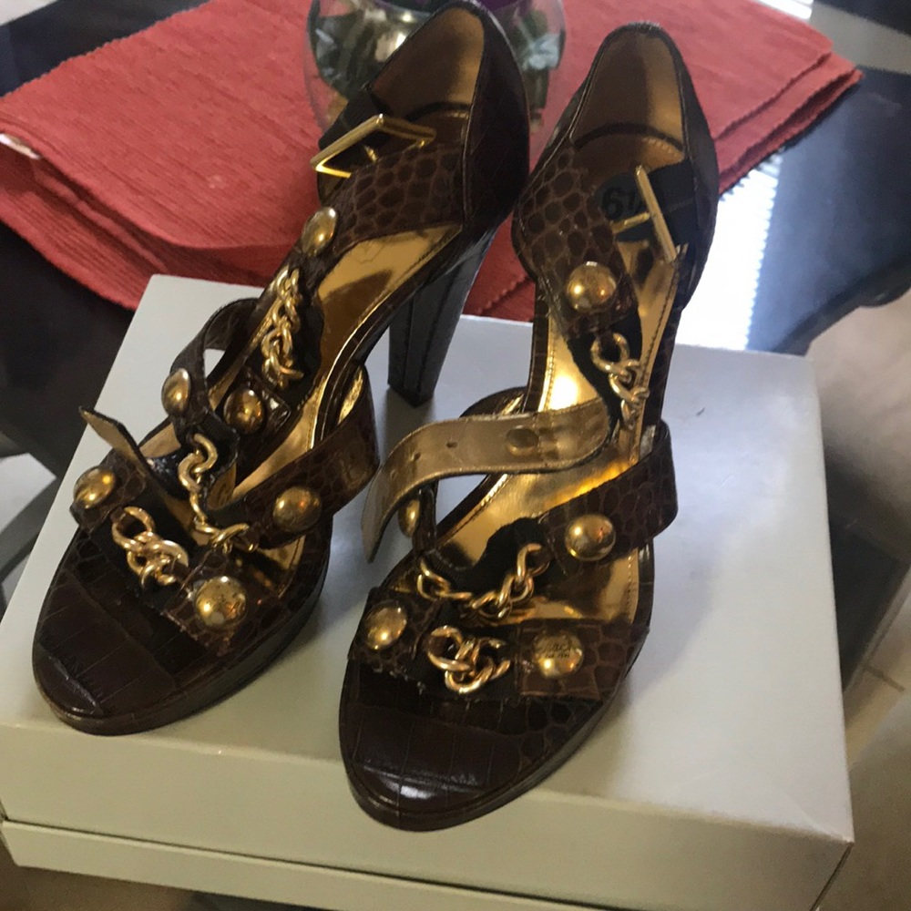 Shoes